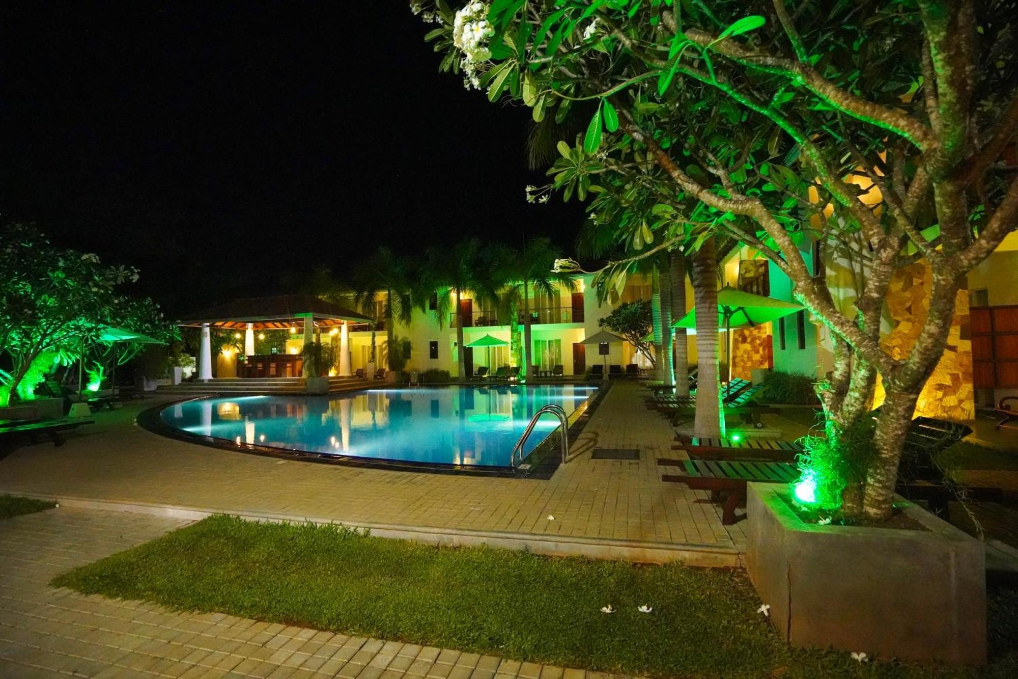Hotel Tamarind Tree Tissamaharama Kültér fotó