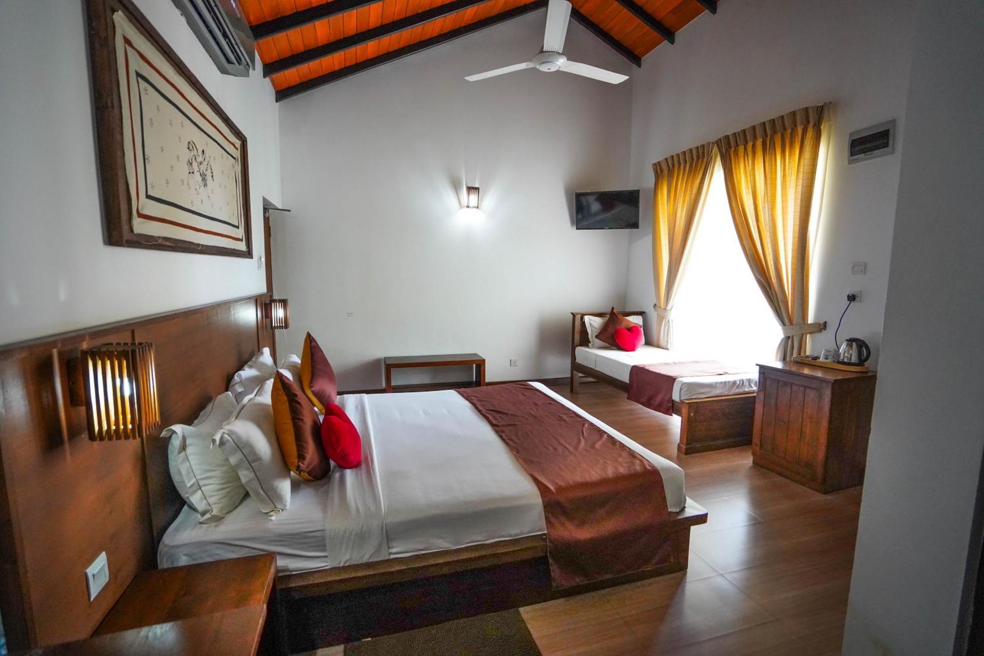 Hotel Tamarind Tree Tissamaharama Kültér fotó
