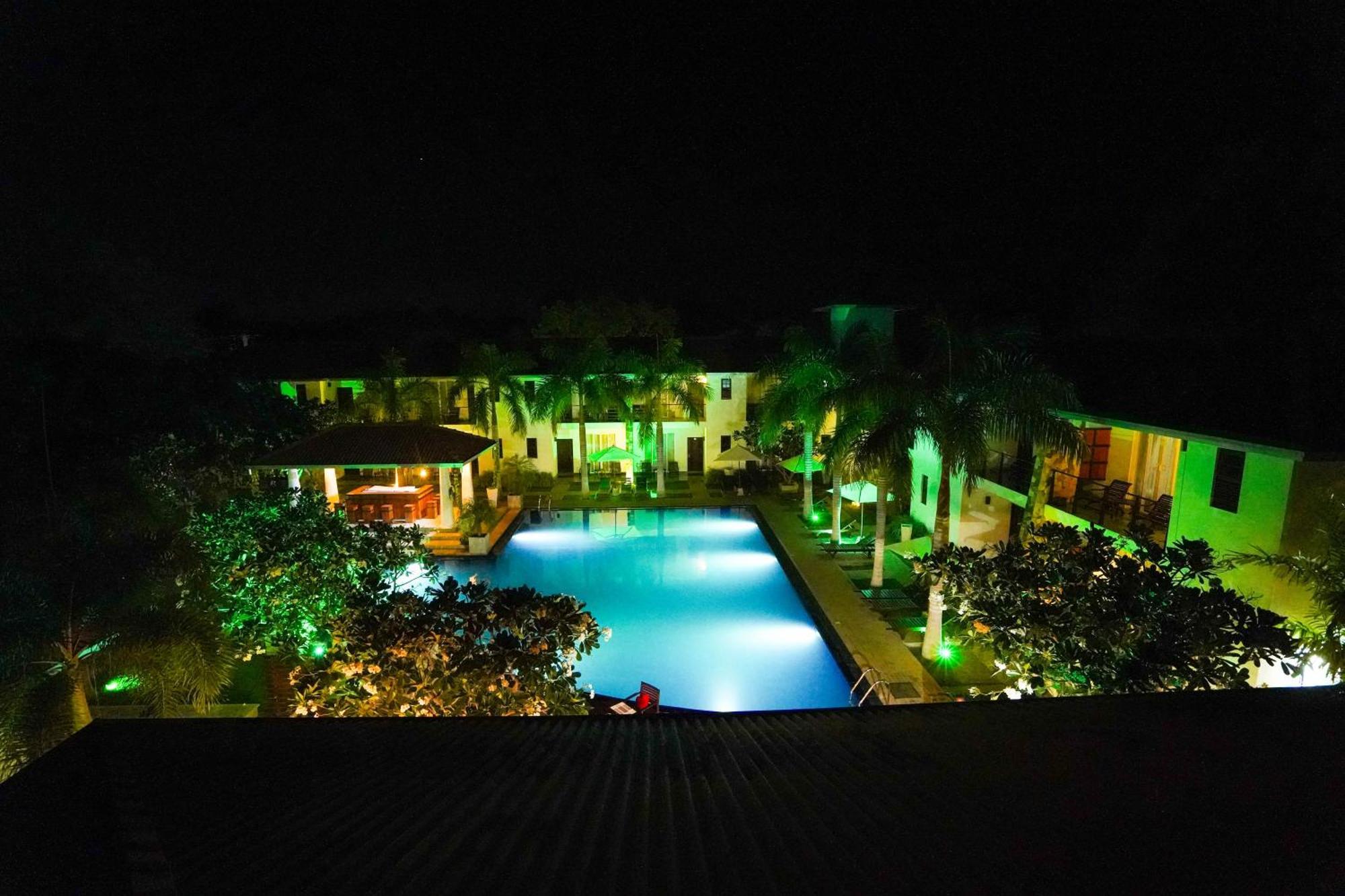 Hotel Tamarind Tree Tissamaharama Kültér fotó