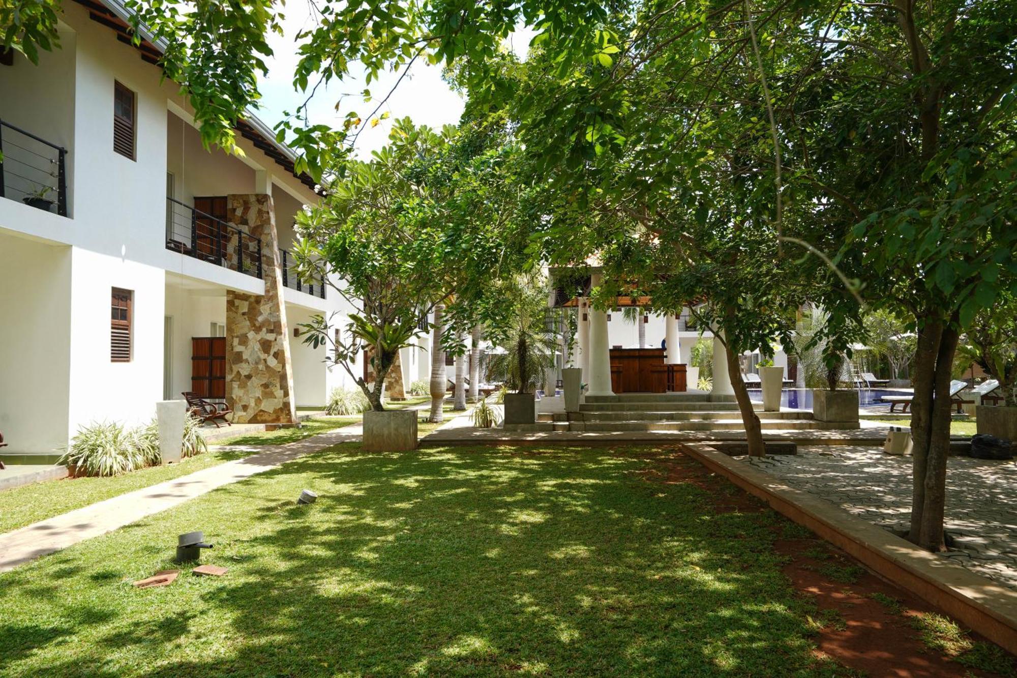 Hotel Tamarind Tree Tissamaharama Kültér fotó